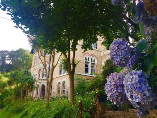 Westwell Hall Guest Accommodation, Bed & Breakfast, Luxury Rooms Ilfracombe Exteriör bild