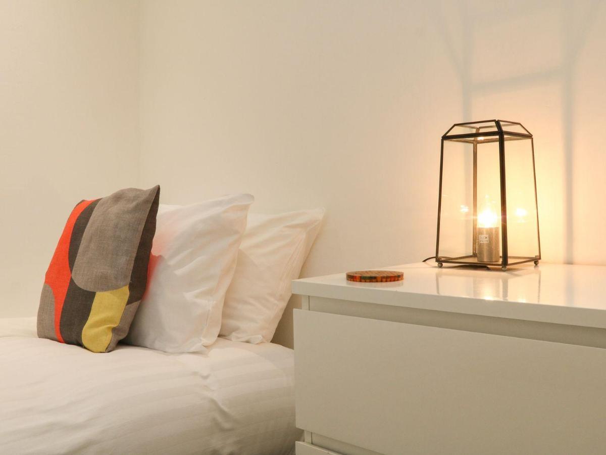 Westwell Hall Guest Accommodation, Bed & Breakfast, Luxury Rooms Ilfracombe Exteriör bild